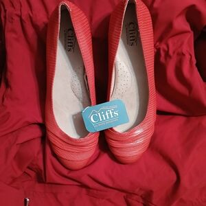 Cliffs by White Mountain Vibrant Red Flats